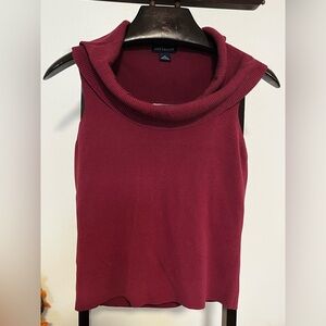 🍷 Ann Taylor Sleeveless Cowl Neck Sweater Top – Burgundy Red – Size M